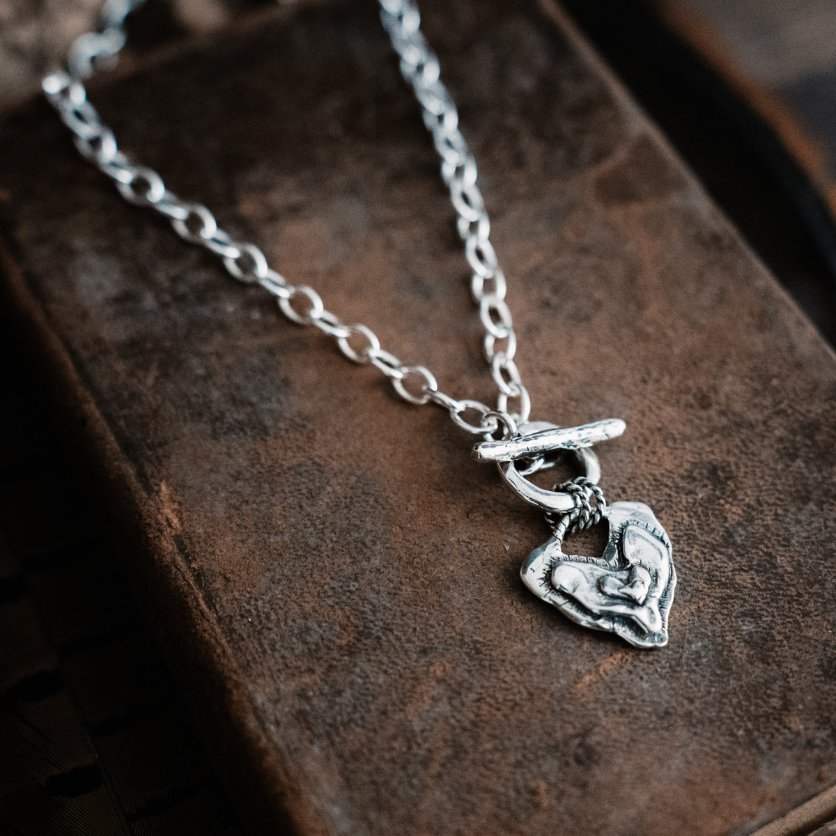 heart pendant silver necklace