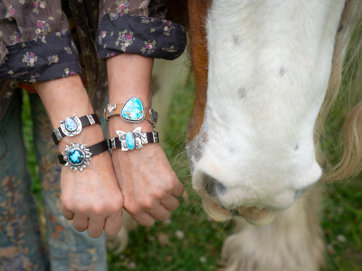 Big Horseshoe Golden Lavender Turquoise Bracelet