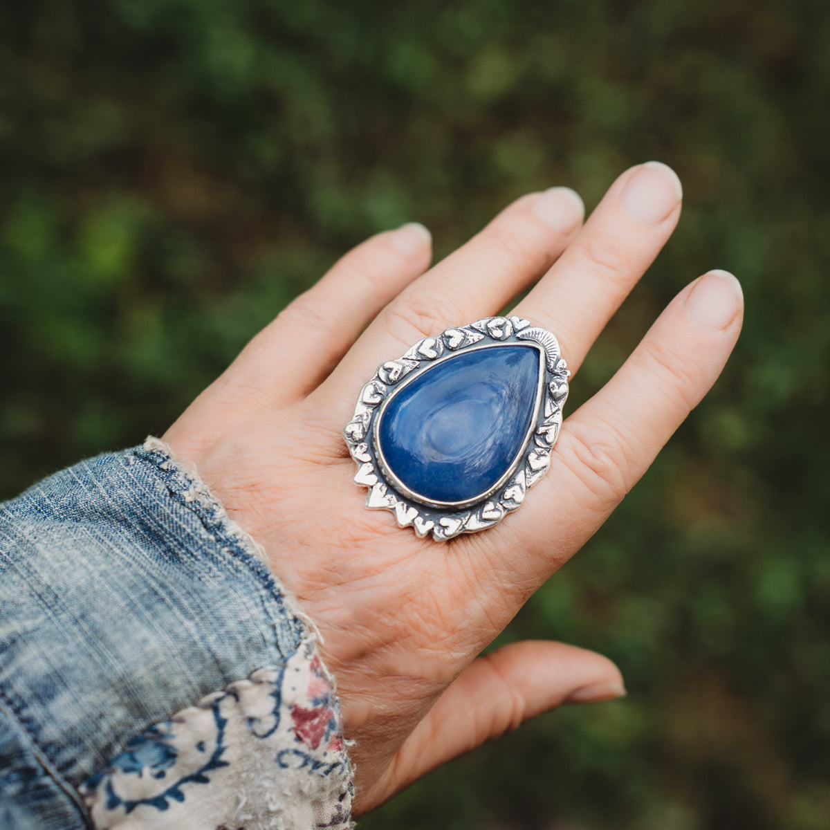 Into the Blue Ring - Size 9
