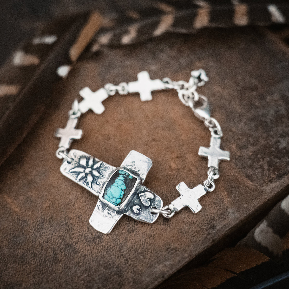Faith Lights The Way Turquoise Bracelet