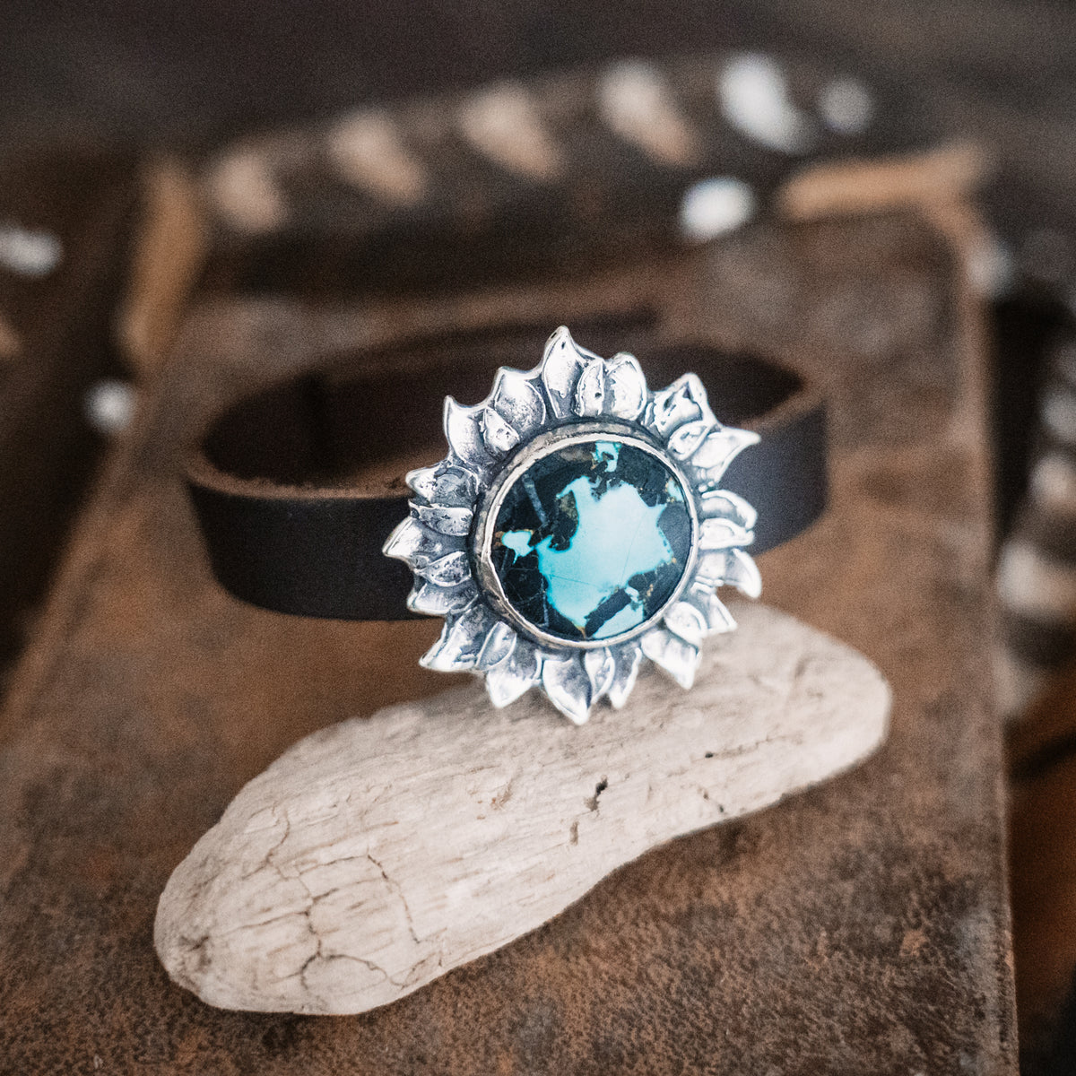 Traveler Full Bloom Turquoise Bracelet