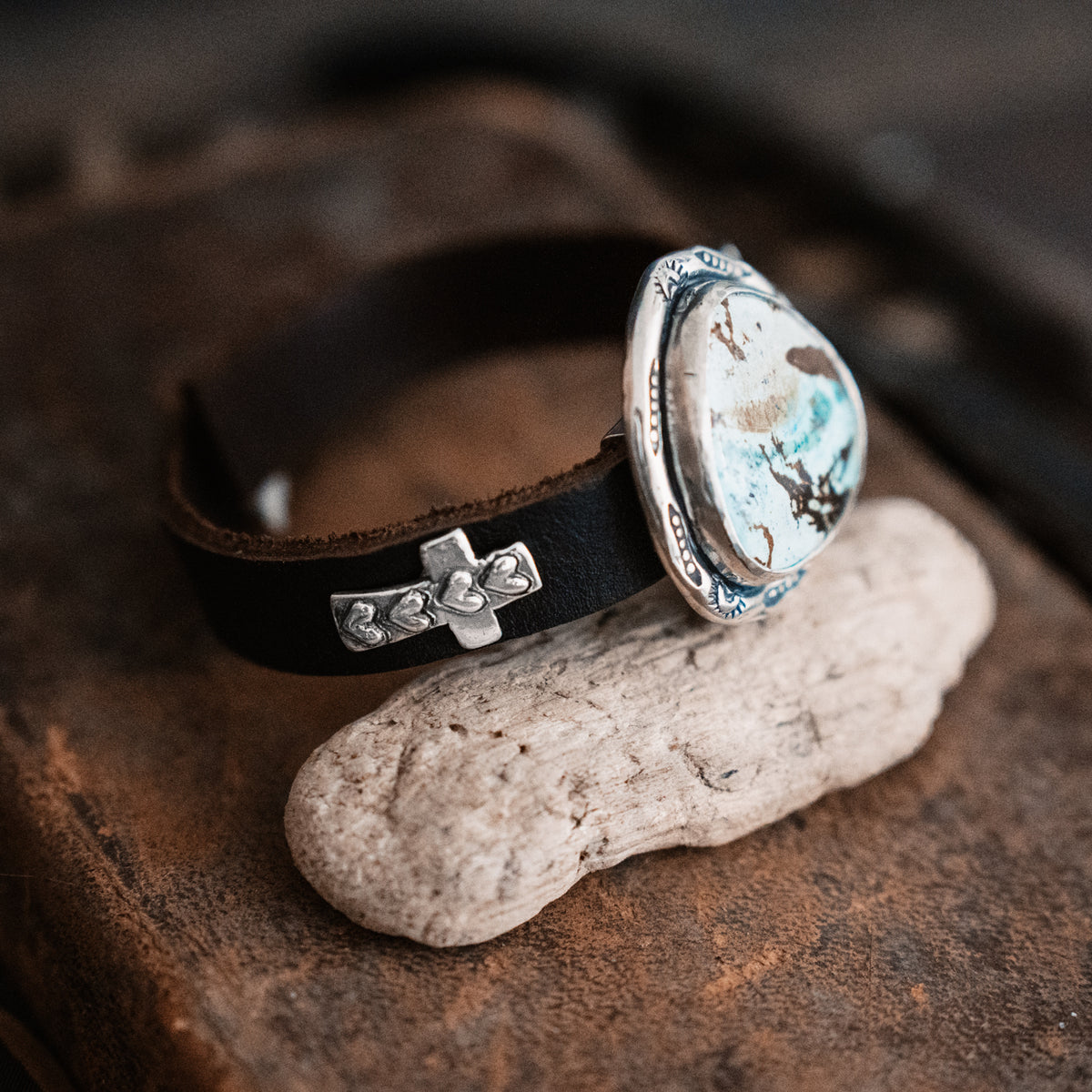 Inner Grace Amaroo Turquoise Bracelet