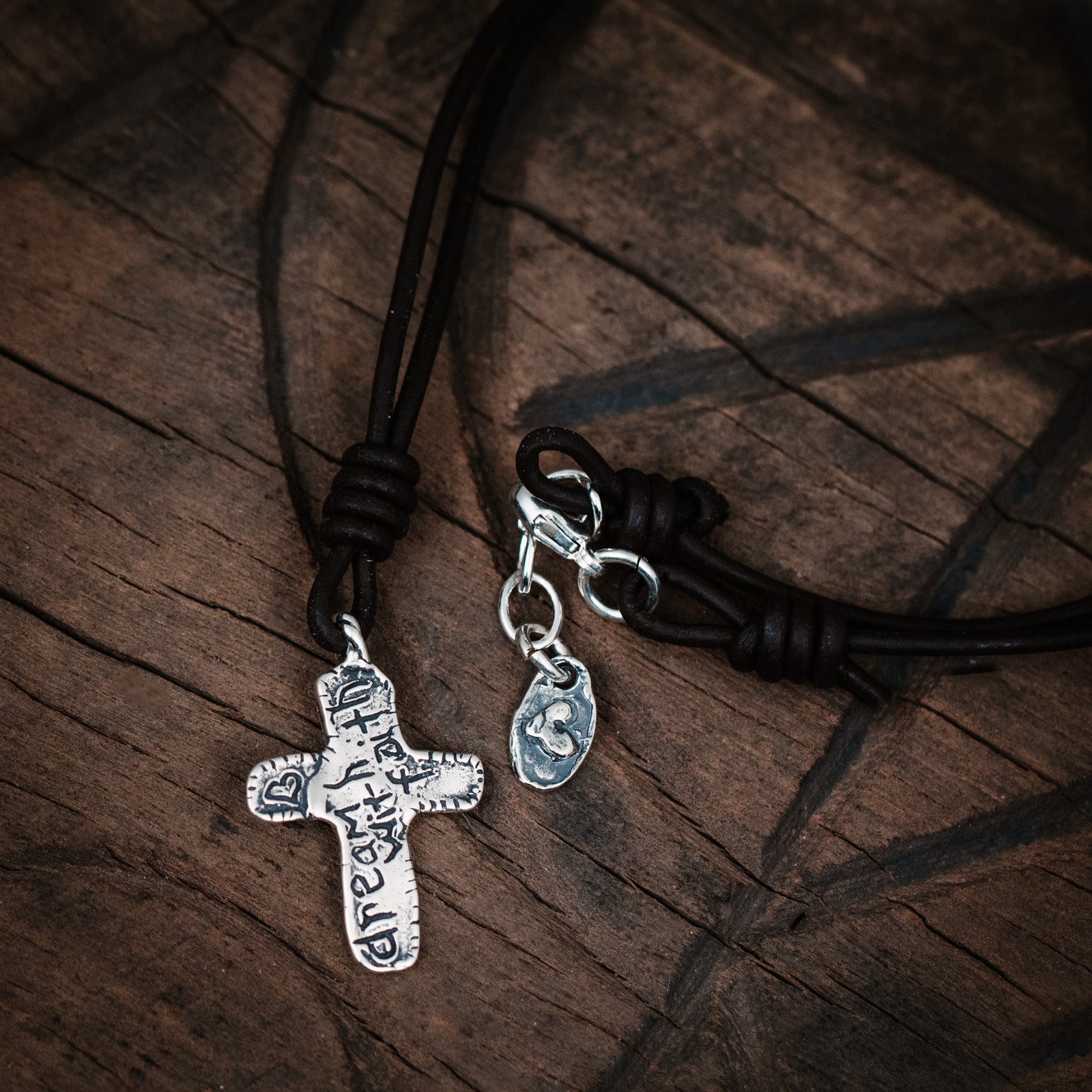 Leather necklace with outlet cross pendant